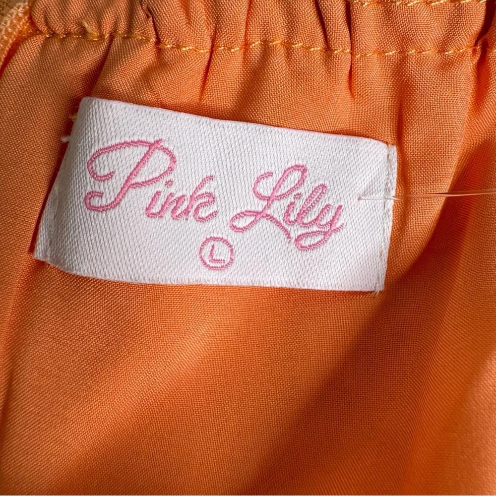 ♥️ Pink Lily Romper ♥️ - Picture 5 of 6